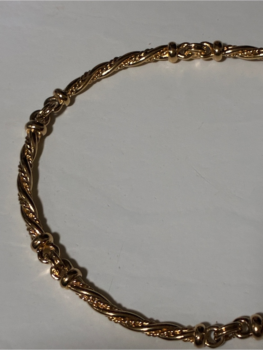 Gold-tone twisted stunning choker very gorgeous